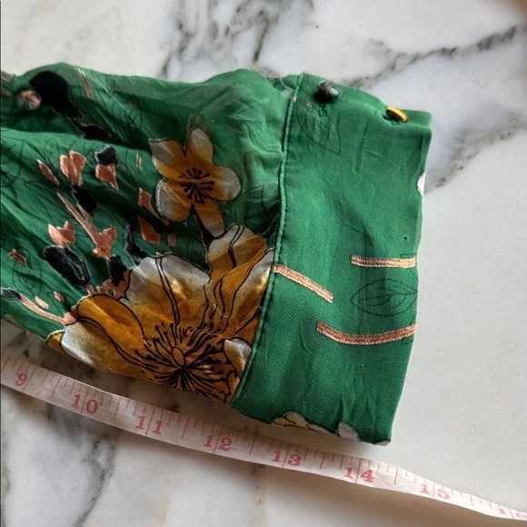 Alice + Olivia Eloise Green Floral Silk Burnout Roll Cuff Blouse Women’s Small - Picture 11 of 14
